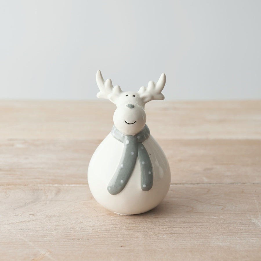 Plump grey scarf reindeer