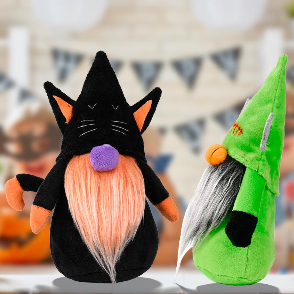 Spooky gonks - Lilybet loves