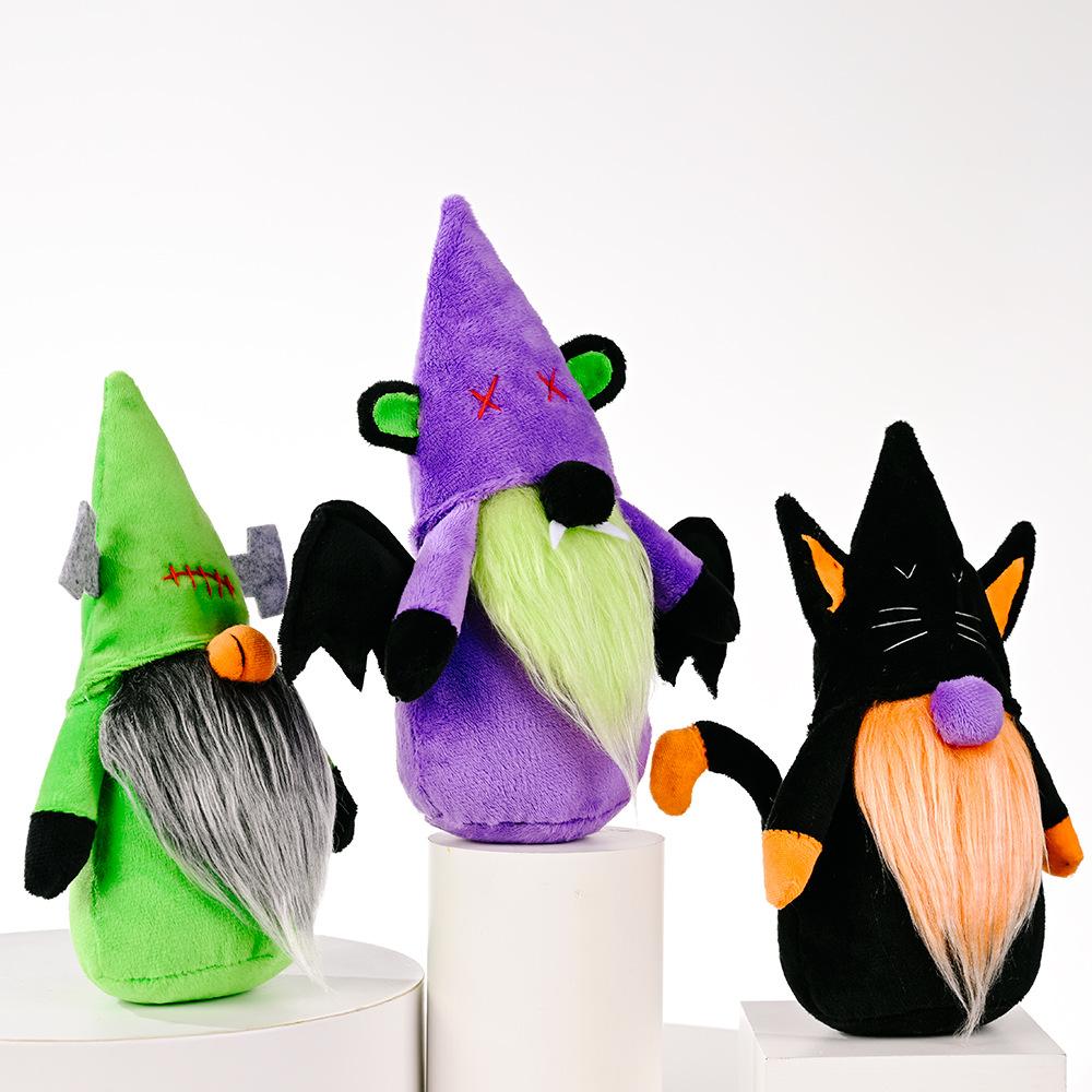 Spooky gonks - Lilybet loves